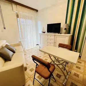 Duca A Per 4 Persone Giardino Vista Mare Gorgeous 1 Bed Flat With Garden! Appartamento Sanremo